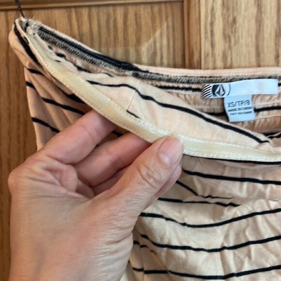 VOLCOM Strapless Mini Dress - Picture 5 of 10